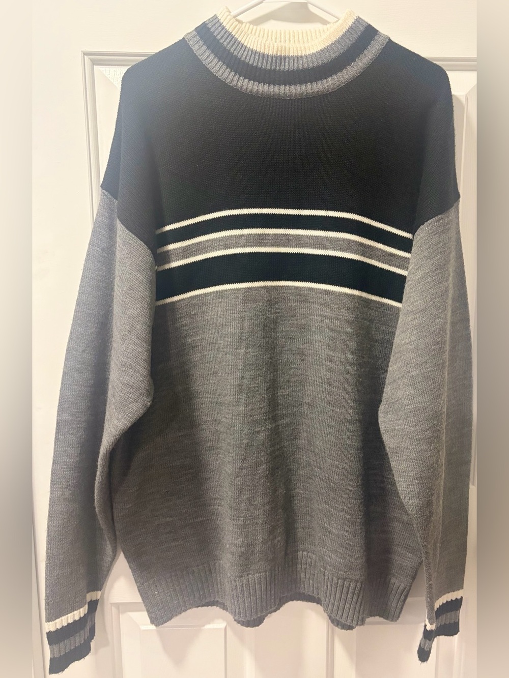 Vintage 90s Cube Striped Crewneck Sweater XL Black Gray Colorblock Skater Y2K